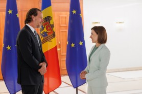 Maia Sandu l-a salutat la Chișinău pe scenaristul, regizorul și producătorul Jonathan Nolan